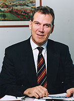 Dr. Thorsten Iske